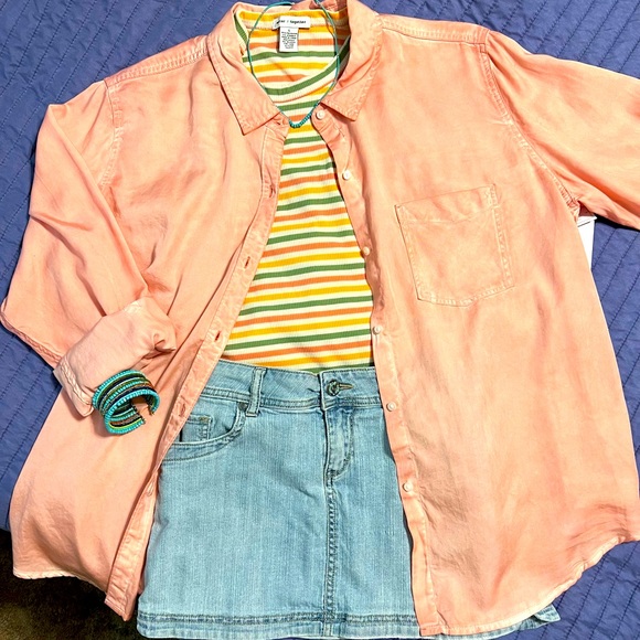 NWT Blush-colored Button-Down Blouse - Picture 1 of 3